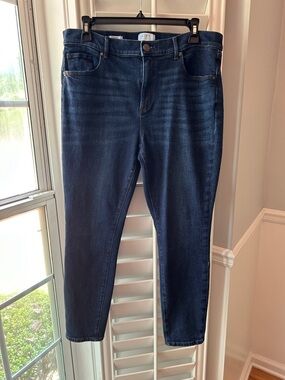 LOFT Outlet Petite Indigo High-Rise Skinny Jeans